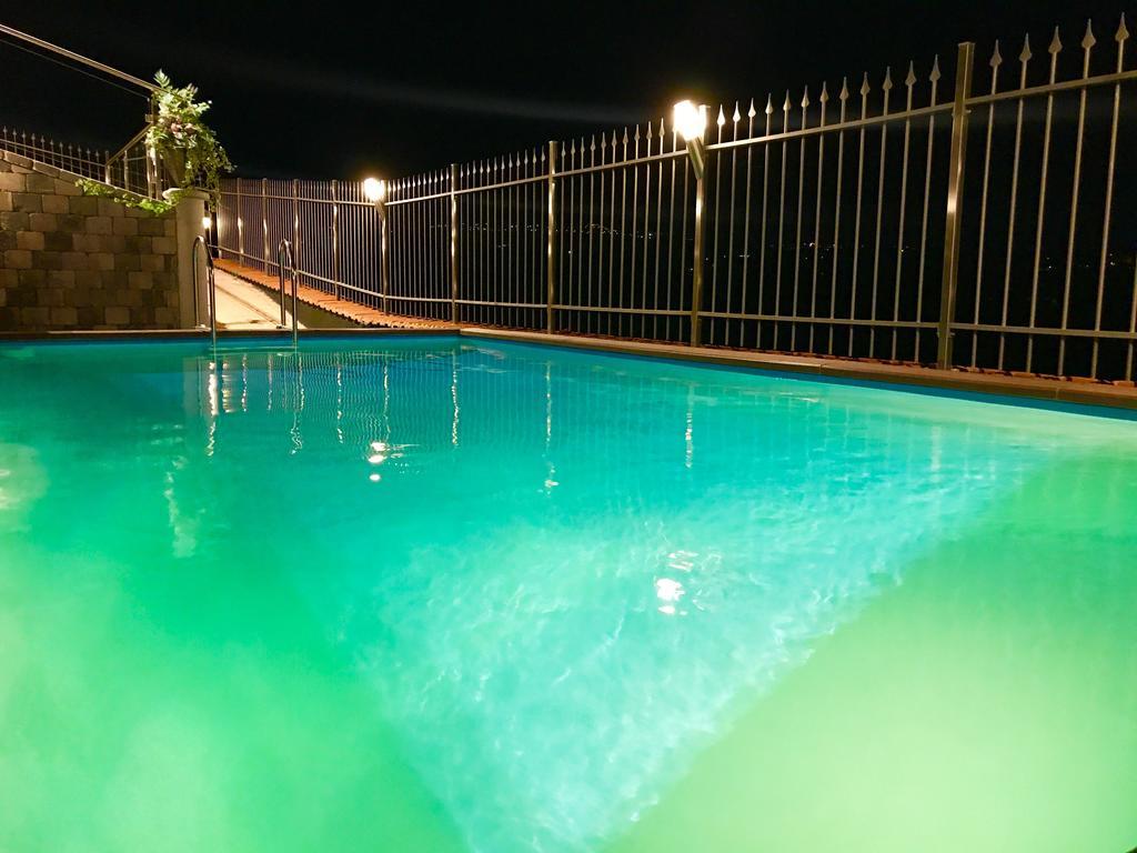 Wellness Suite Na' Canuna' Roddi Exterior photo